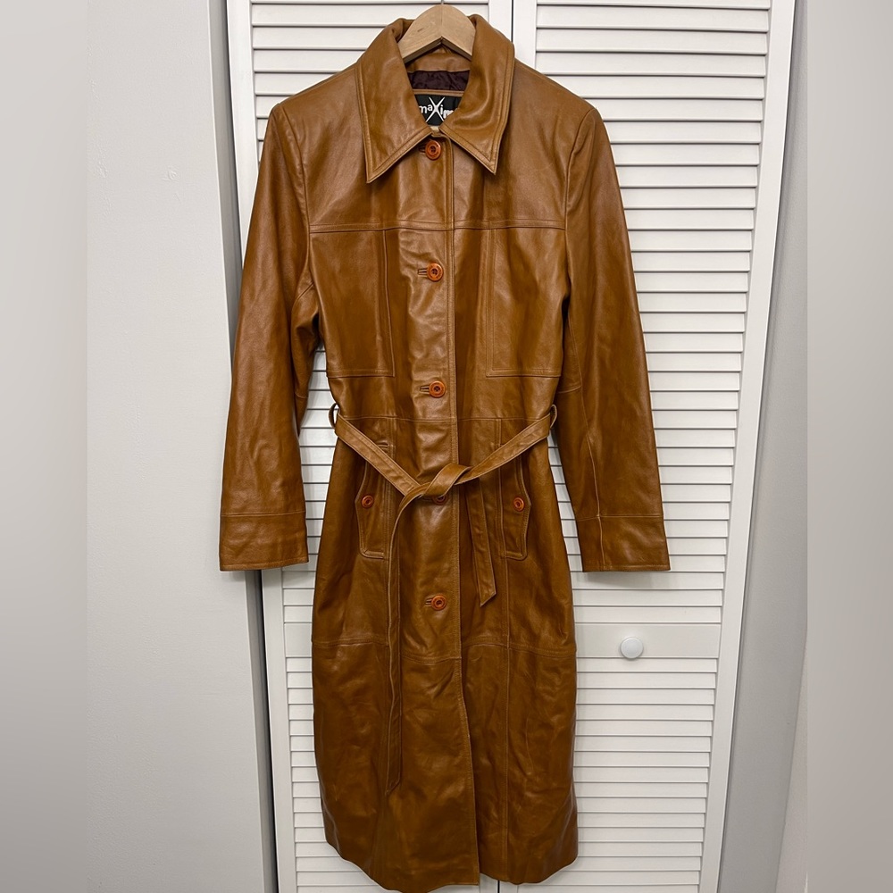 Vintage Light Brown, Tan, Wilson’s Leather Maxima Trench Coat with Belt size L
